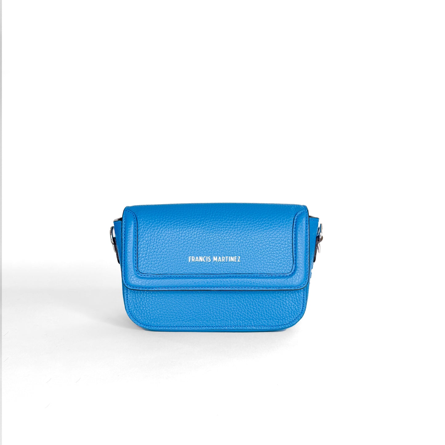 by francis martinez_Bolsa Mila | Mini cartera 3 en 1 (bandolera / clutch/ de brazo) en cuero color azul