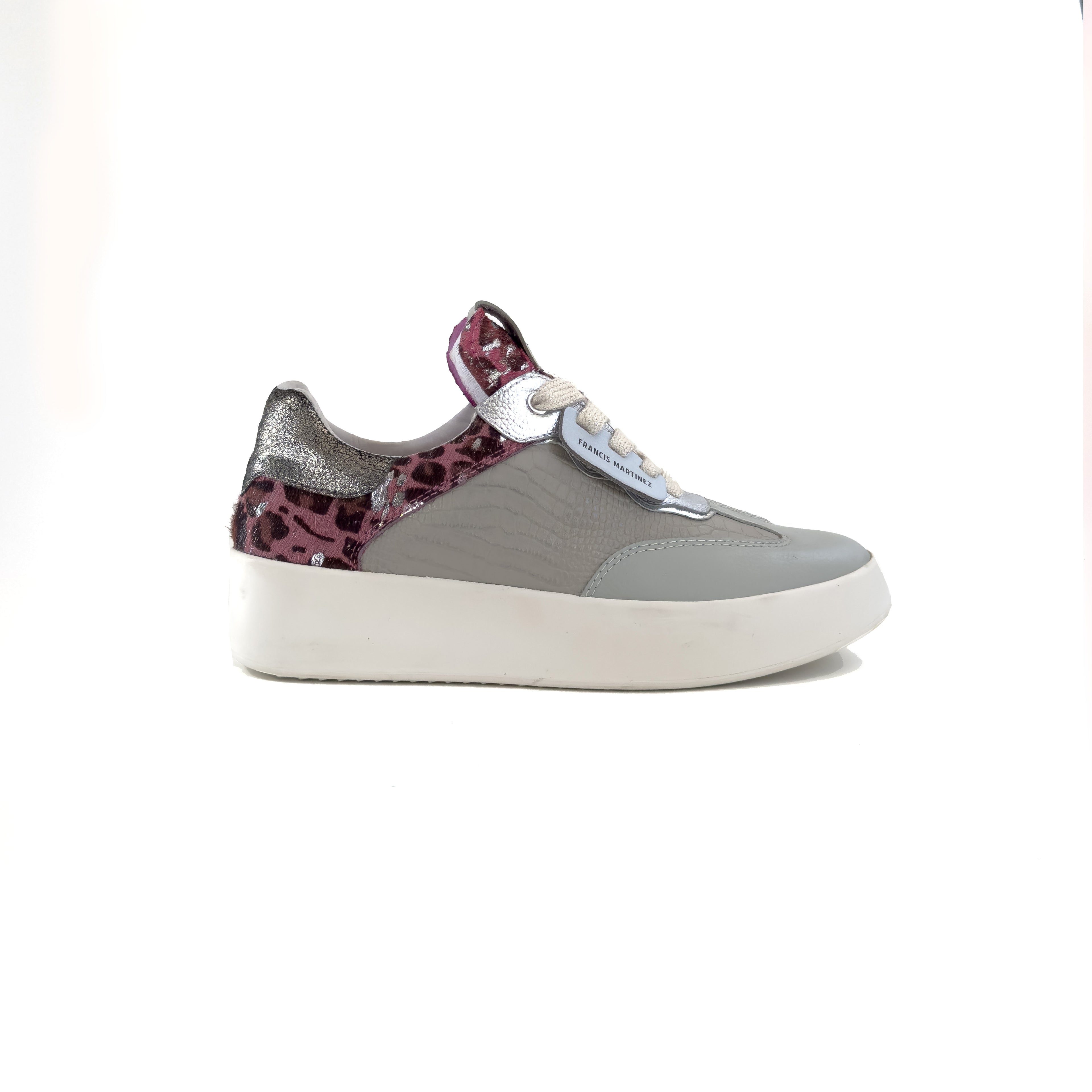 by francis martinez_Tenis Ana | Tenis casual para mujer en cuero gris con rosado