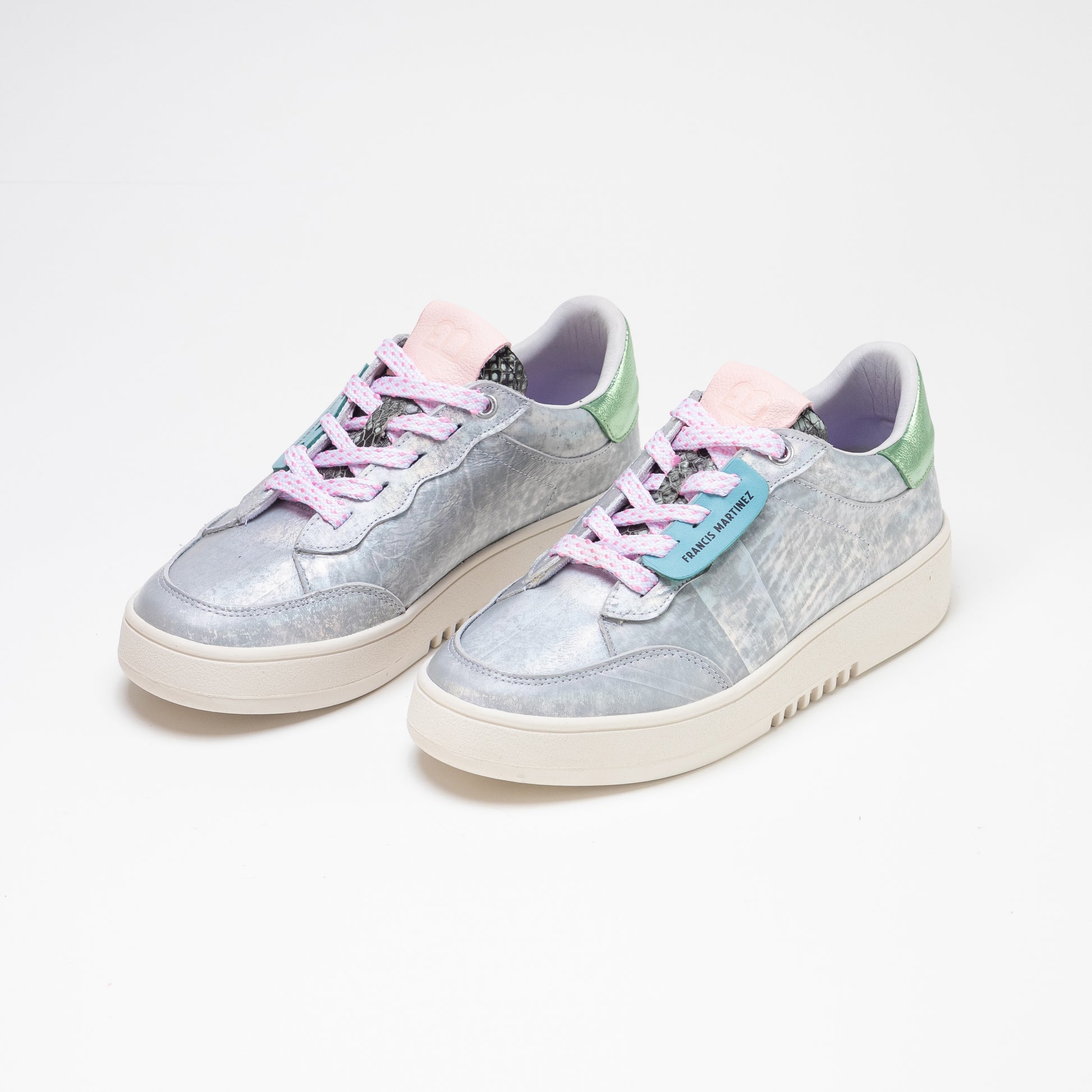 by francis martinez_Tenis Paola | Tenis casual para mujer en cuero tornasol 1